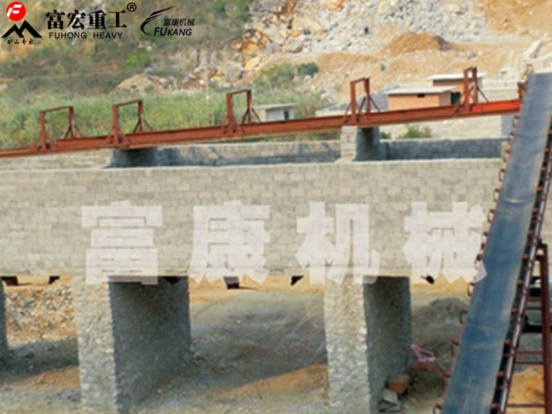 柴油移動式破碎站 柴油移動式破碎站